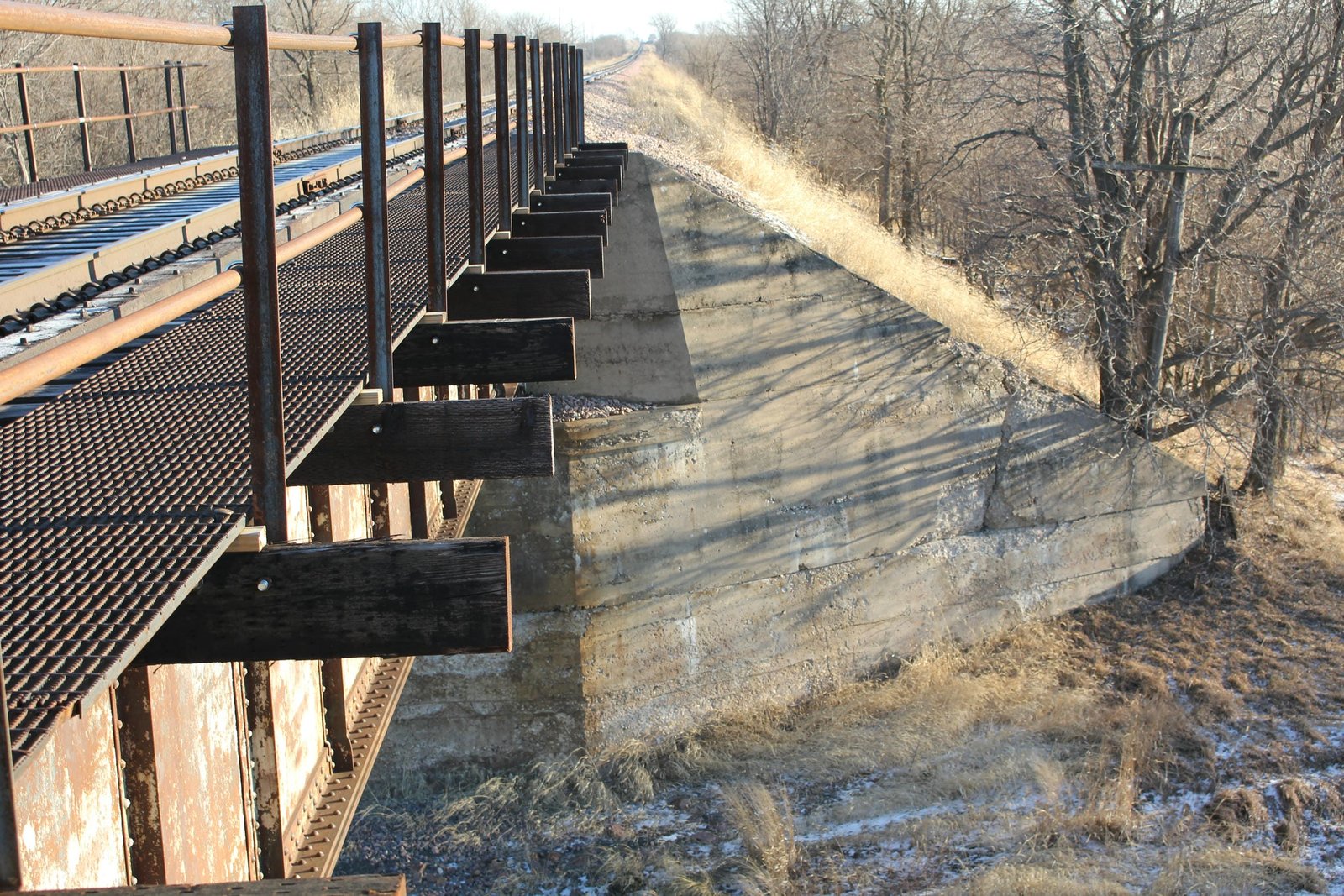 East abutment